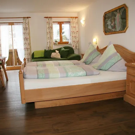 公寓 Haus Benedikt - Koenigscard-gastgeber 绍尔格鲁布